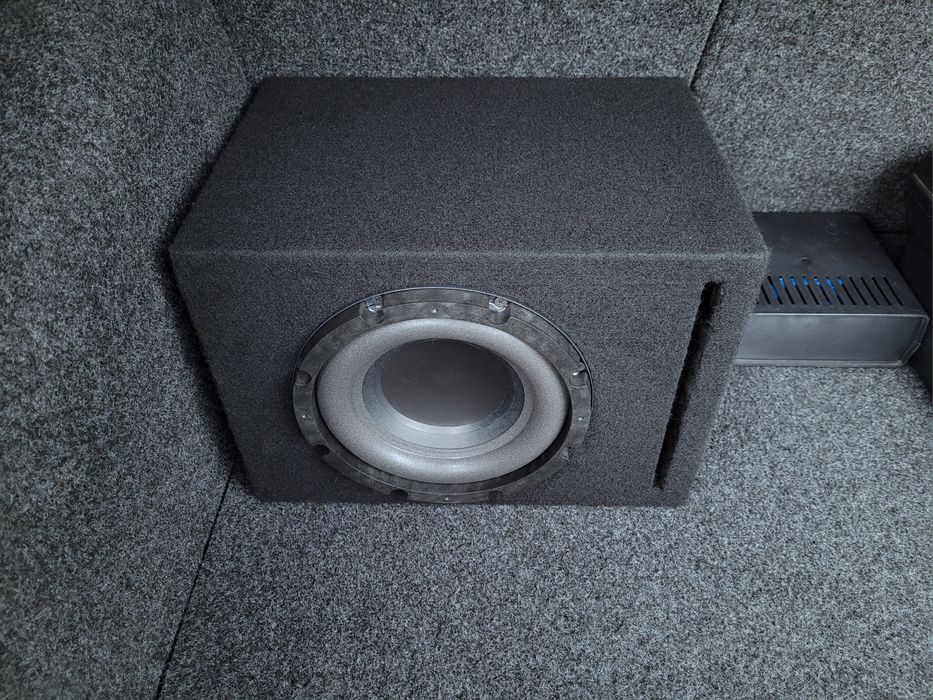 Subwoofer + Wzmacniacz (Tuba basowa subufer do samocho