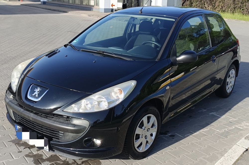 Peugeot 206+ z 2009 r. czarny