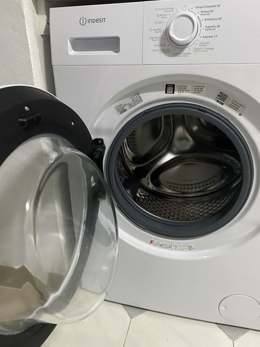 Vendo maquina de lavar roupa e forno eletrico