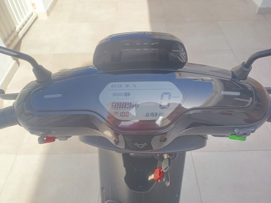 Mota elétrica - matriculada 50cc