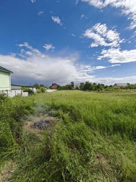 Продаж земельної ділянки в с. Зарванці
