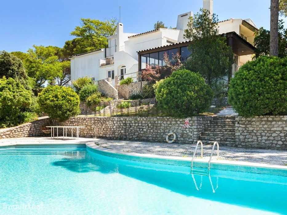 Moradia T7 com vista mar e piscina na Serra da Arrábida