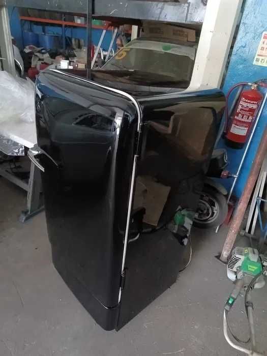 Frigorífico alemão vintage restauro