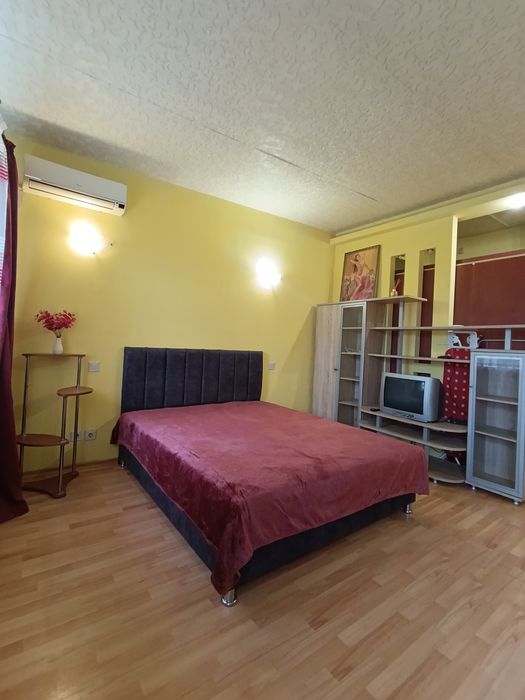 Свет постоянно.Сдам 1 к посуточно квартира проспект Гагарина науки