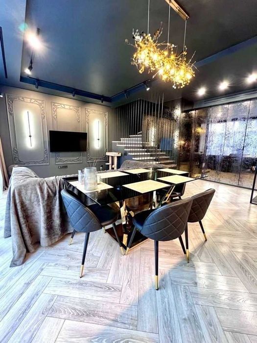 Продажа танхаус дизайнерский ремонт! Радостная 92 Sherlock Home Победа