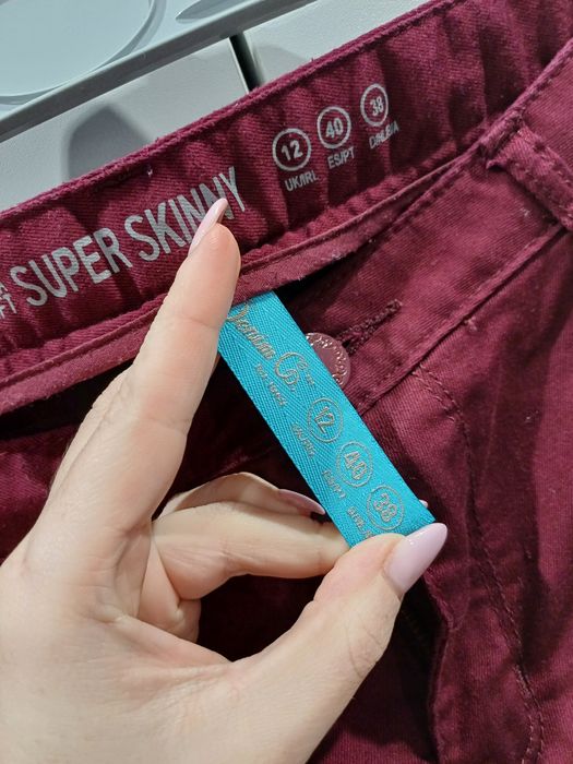 Spodnie skinny bordo