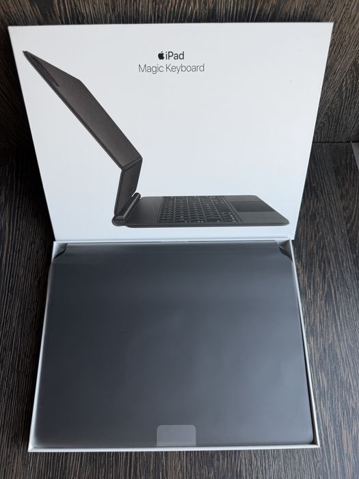 Klawiatura Apple Magic Keyboard A2261 do iPada 11 cali