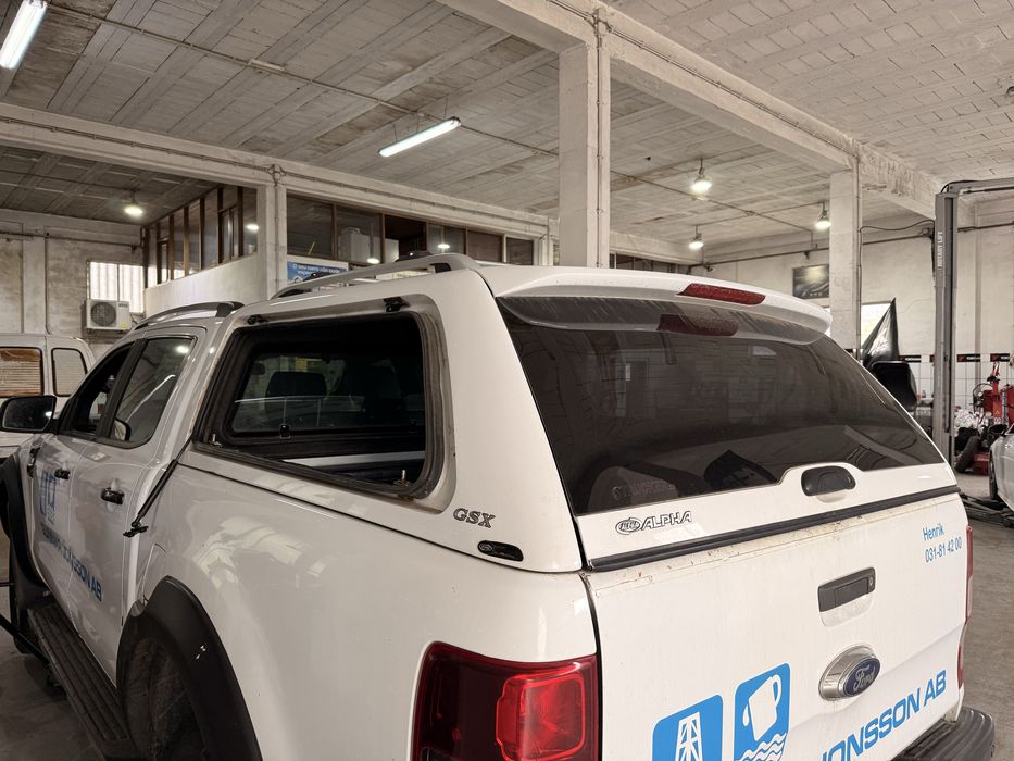 Hardtop Alpha GSX - Ford Ranger - vidro lateral partido