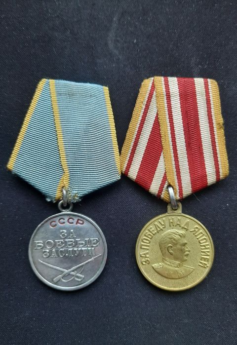 Знаки значки срібло з номером