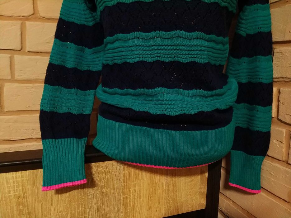 Нарядна,мереживна кофта,світшот з хомутом 44 р