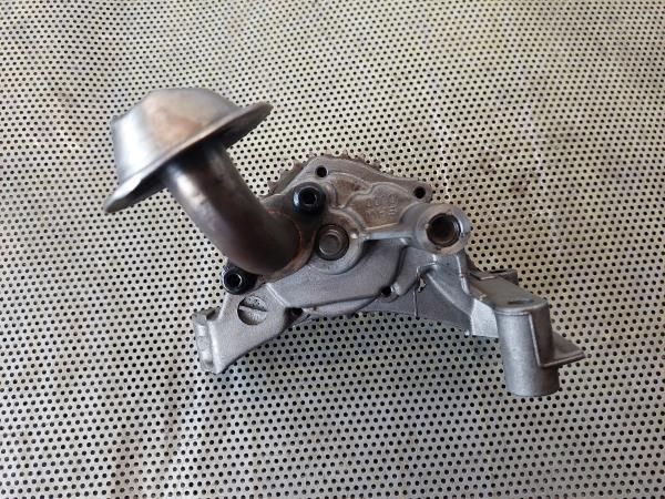 Bomba de óleo AUDI A4 (8E2, B6)