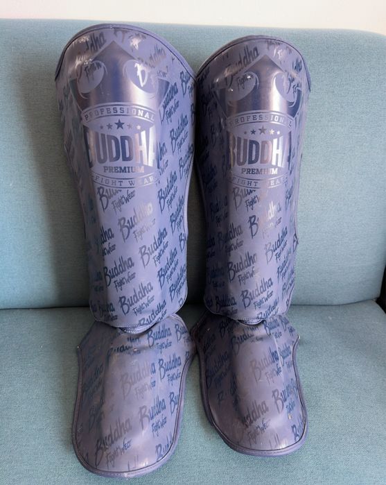 luvas de boxe, caneleiras anatômicas e bandagens elásticas BHUDDA