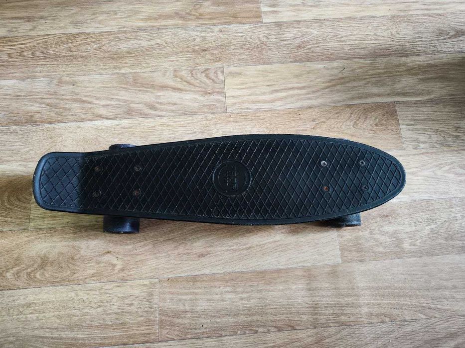 Продам новый скейт детский
