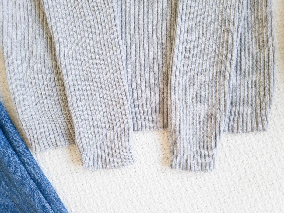 Szary półgolf sweter sweterek damski dopasowany prosty wiosenny