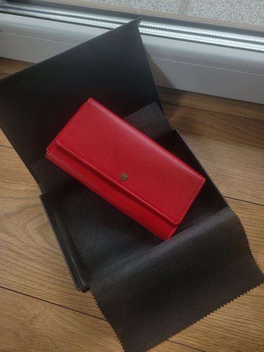 Portfel damski czerwony Porfele Polskie