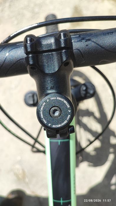 Bicicleta Cube Access WS Allroad - Tamanho M - Roda 29