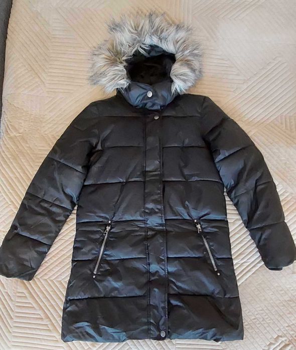 Płaszczyk zimowa dla dziewczynki .