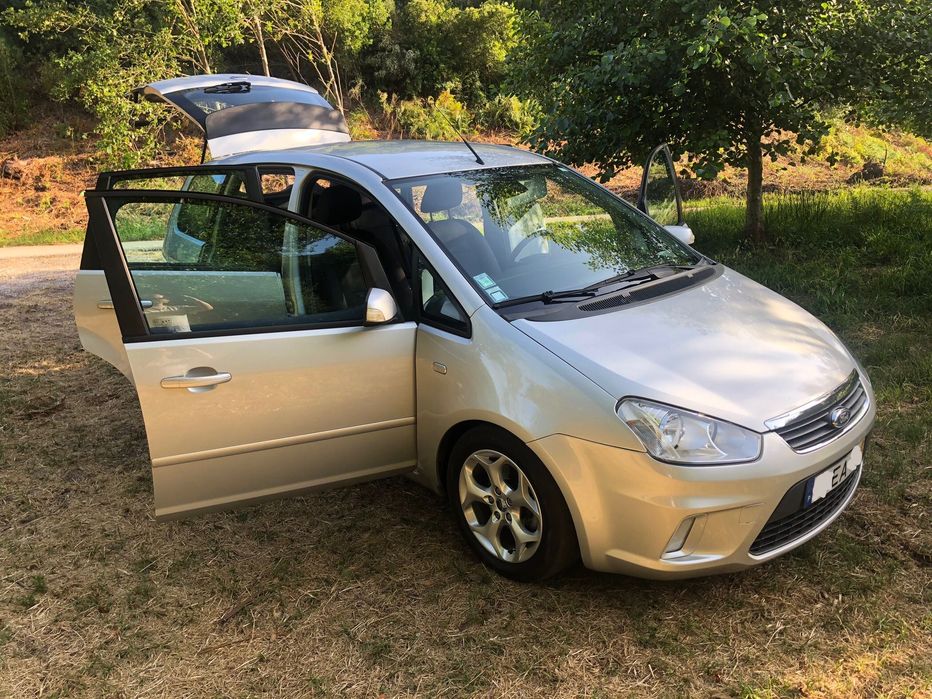 Ford C-Max — fotografia 11