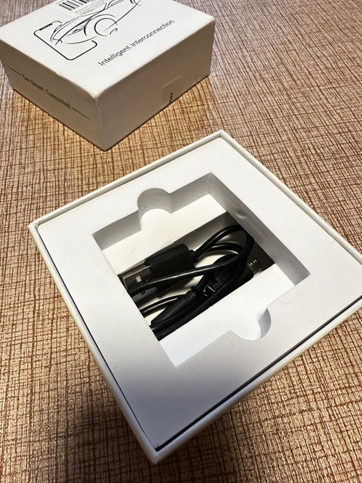 Nowy adapter CarPlay iPhone