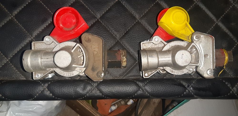 Пневмокраны в сборе.