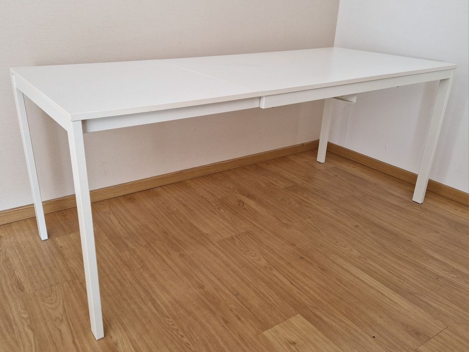 Mesa Extensível Ikea Vihals - 120/180x74 cm