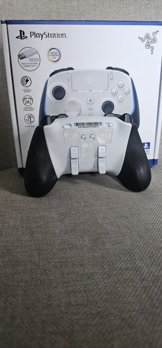 Razer Wolverine V2 Pro PS5 \ PC.