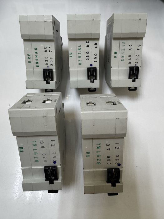 Диференційний автомат EATON PFL6-25/1N/C/003