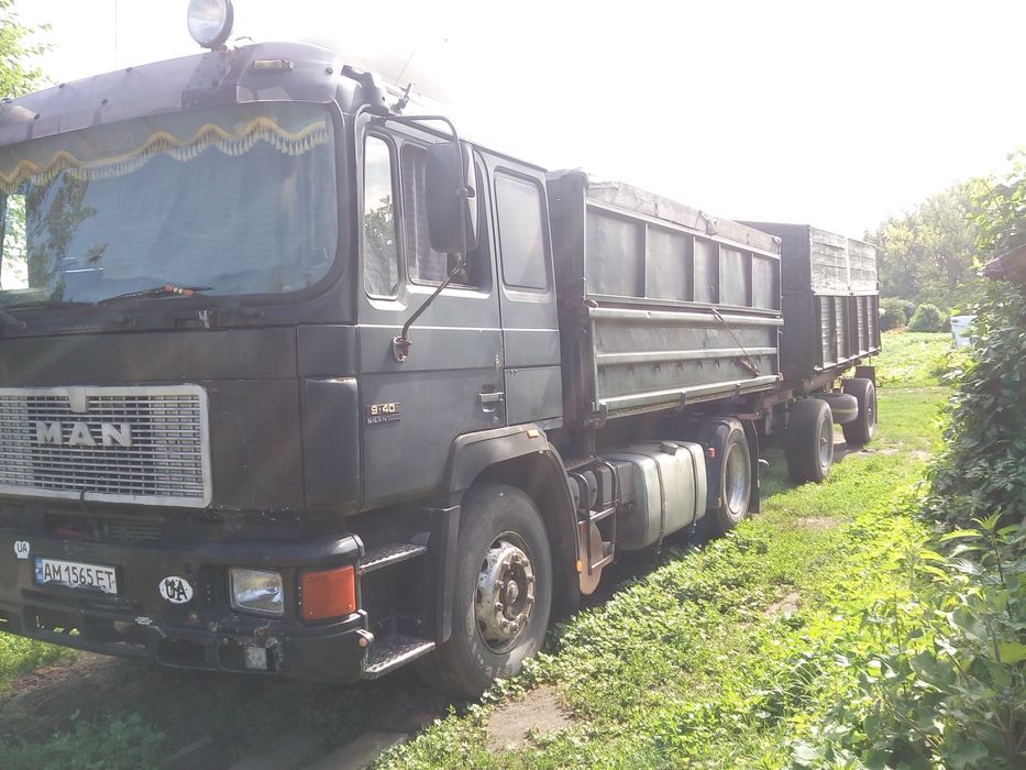 Ман самосвал з прицепом самосвалом