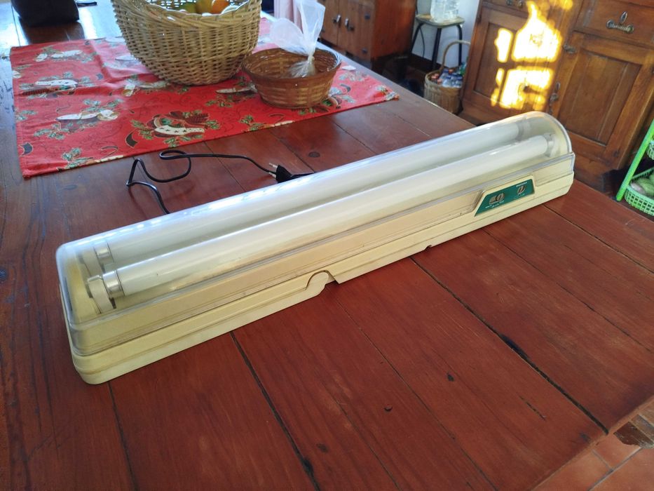 Lâmpada fluorescente campismo