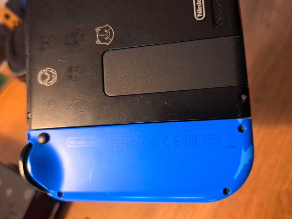Nintendo Switch zestaw+unikalna gra mario
