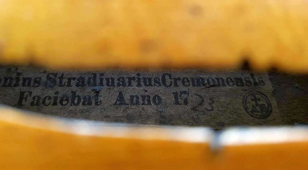 Sprzedam stare skrzypce manufakturowe 4/4