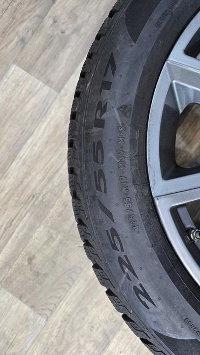 2x zimowe pirelli powergy winter 225/55/17 Jak nowe 24rok 90% bieżnika