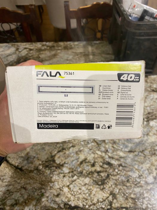 Nowy Odpływ Liniowy FALA Madeira 40 cm (75361)