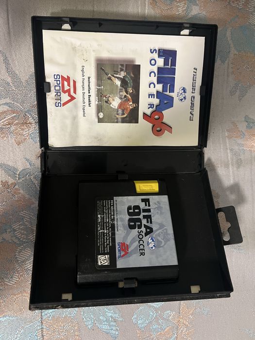 Гра на sega 16-bit картридж fifa soccer є96 ea sports оригінал