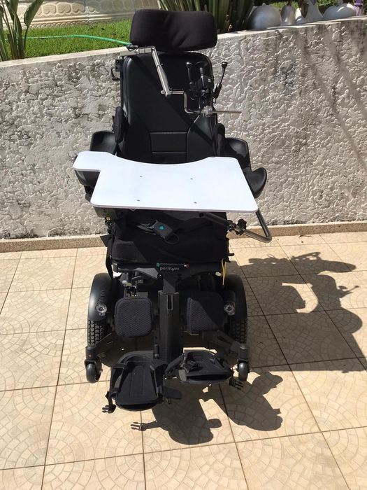 Permobil F5 VS cadeira de rodas elétrica