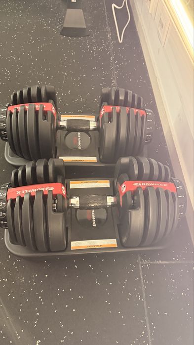 Par de Halteres Ajustáveis Bowflex SelectTech 552i COMO NOVO NAO NEGOCIAVEL