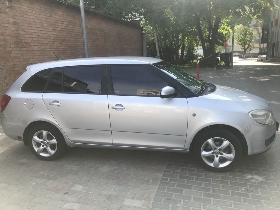 Оренда автомобіля під таксі та власні потреби