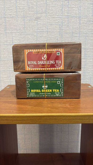 Чай в подарунковій коробці