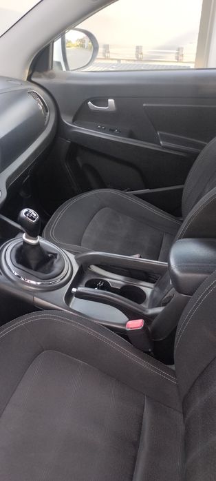 Кia Sportage 1.6  2010