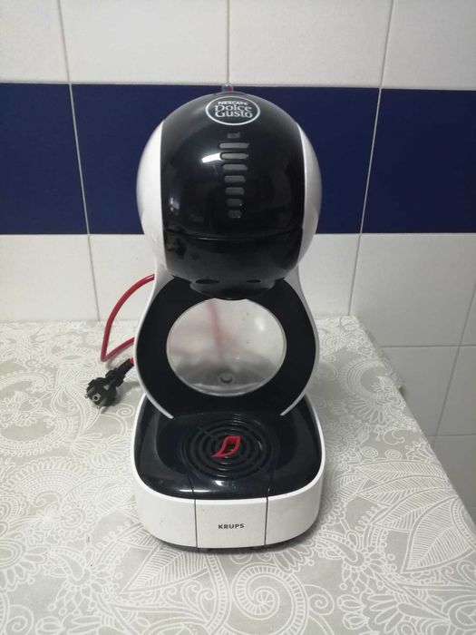 Máquina café DOLCE GUSTO