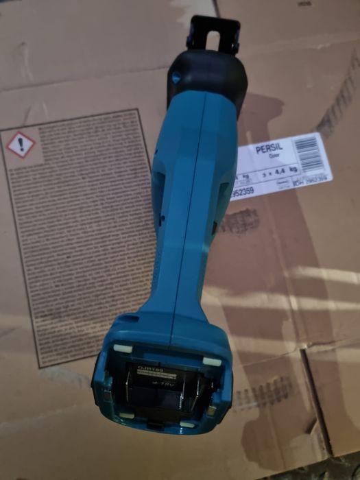 Nowa pila szablasta Makita DJR189