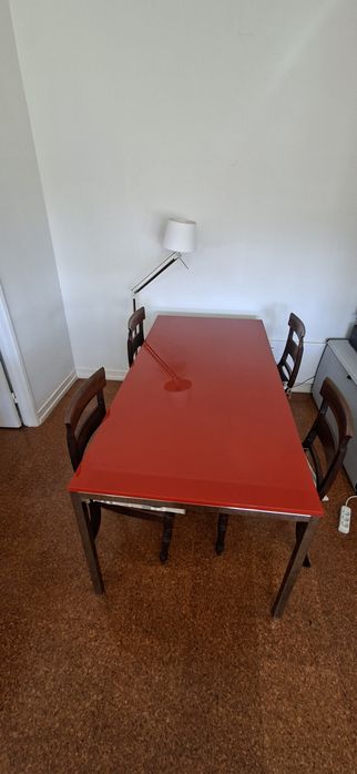 Mesa de sala de jantar