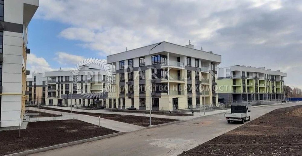 Продаж квартири 3к ЖК Італійський квартал 100 м2 камін Оболонь Ліпинка