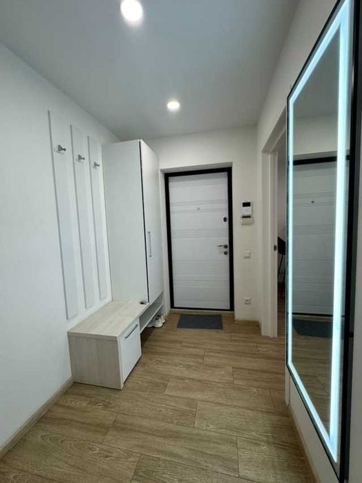 Оренда 2к квартири на Митниці