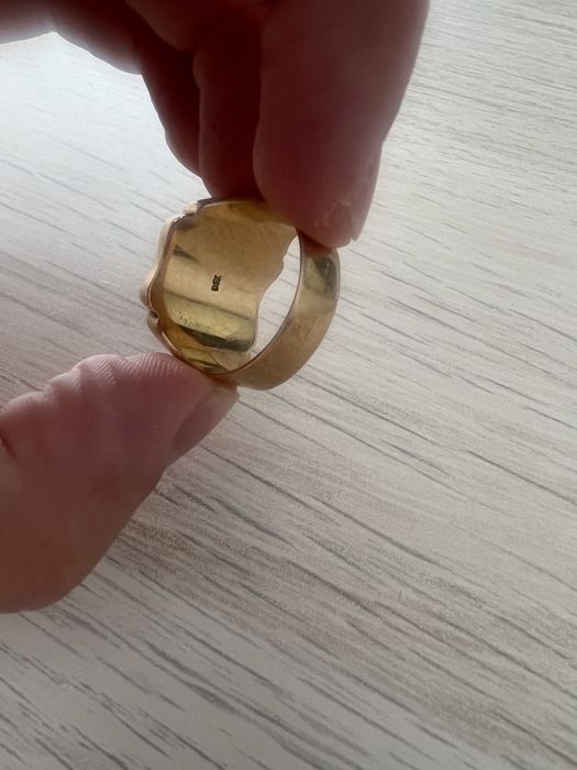 Sygnet onyks złoto 750