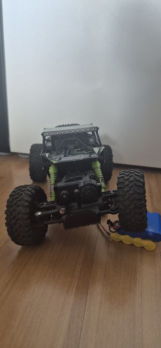 Zdalnie sterowany samochód Rock Crawler 4WD 1/18