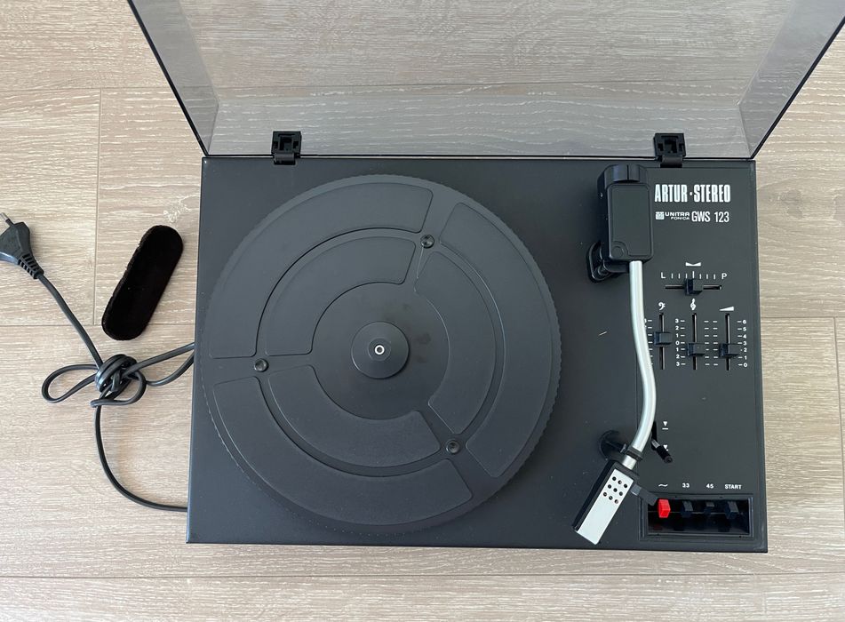 Adapter Artur Stereo GWS 123 (Unitra Fonica).  Stan bardzo dobry!
