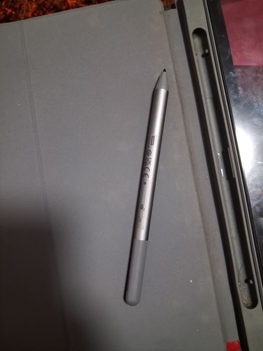 Tablet Lenovo M11 com capa e caneta