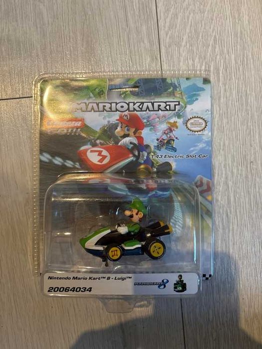 Carrera Nintendo Mario Kart 8 Luigi Samochodzik slotowy
