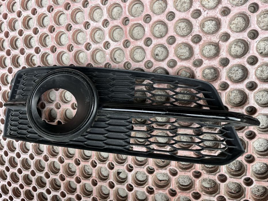 Prawa kratka zderzaka S-Line Audi A6 C7 4G LIFT 4G0807682AG